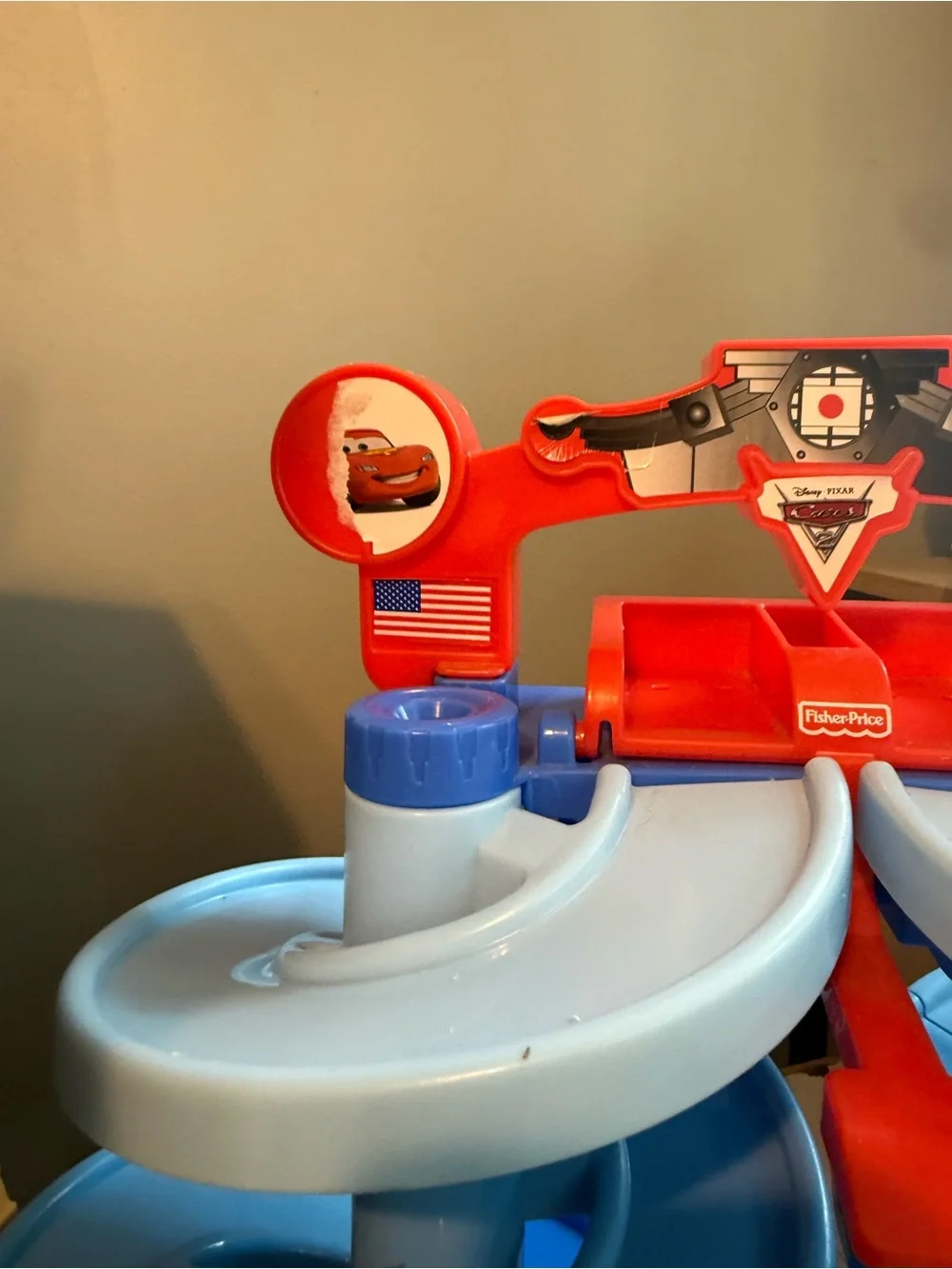 Fisher-Price Disney Cars 2 Spiral Speedway World Grand Prix Track Talking Works!